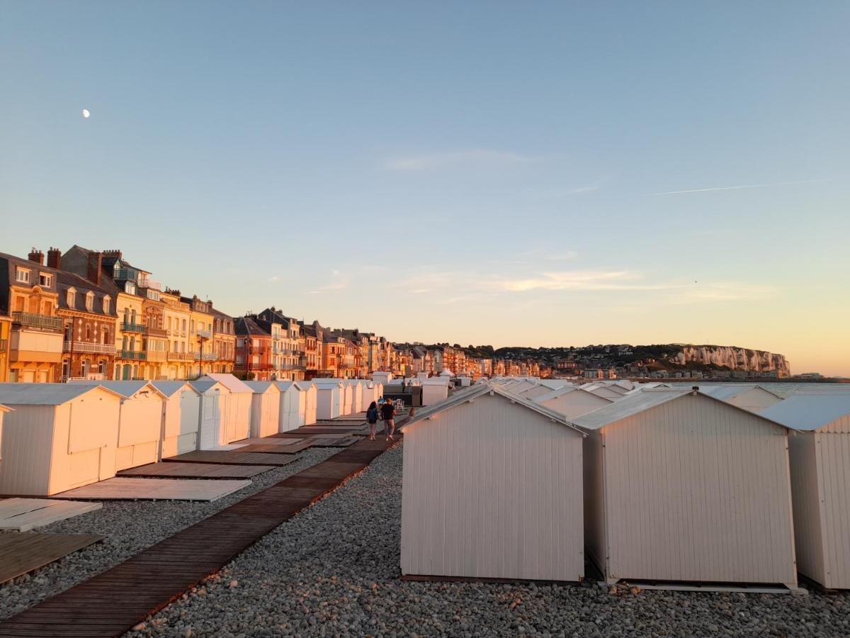 Charmante Villa Plein Sud 50M De La Plage - Balcon Vue Laterale Sur Mer - Equipee De La Fibre, Wifi, Internet Mers-les-Bains Eksteriør billede