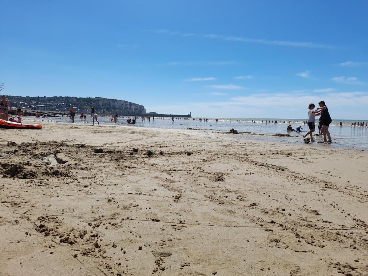 Charmante Villa Plein Sud 50M De La Plage - Balcon Vue Laterale Sur Mer - Equipee De La Fibre, Wifi, Internet Mers-les-Bains Eksteriør billede